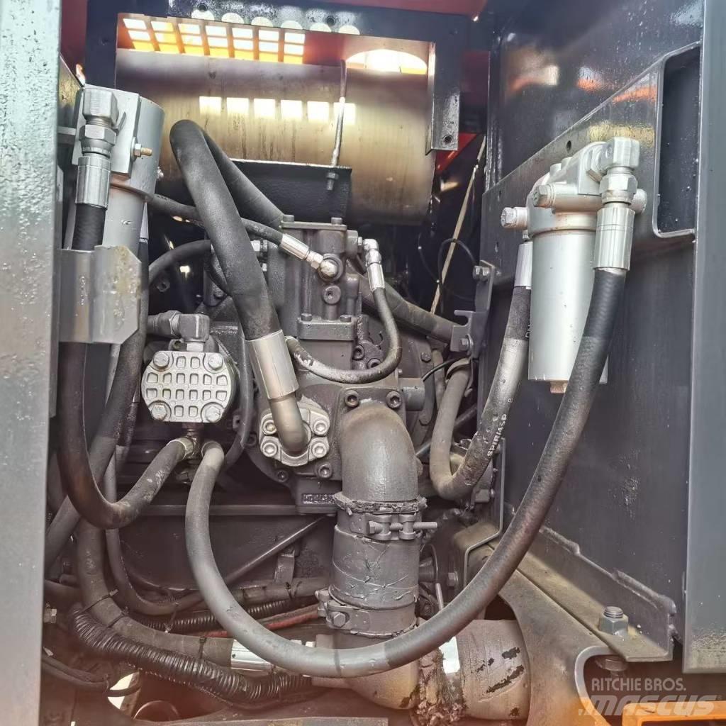 Hitachi EX 100 W D Excavadoras de ruedas