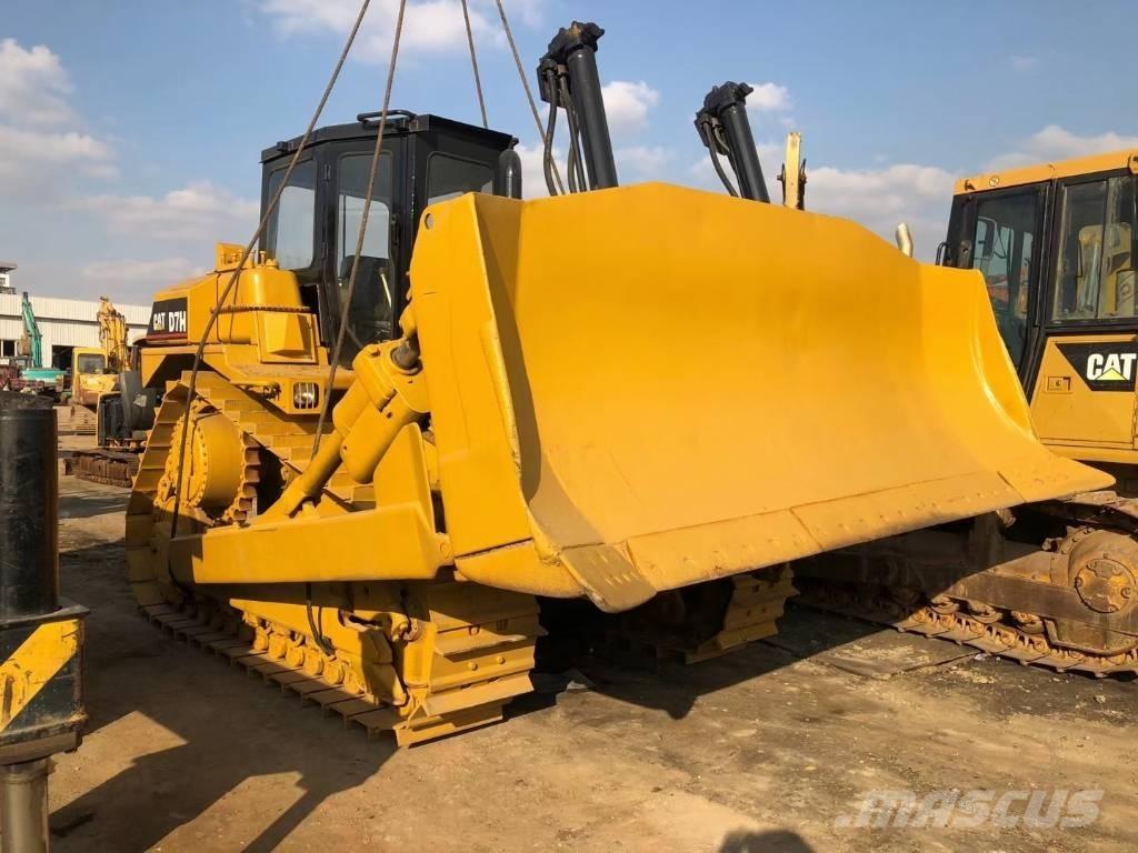CAT D 7 H Buldozer sobre oruga