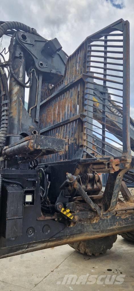 Komatsu 895 Autocargadoras