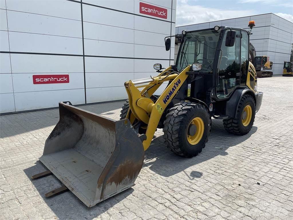 Komatsu WA70M-8EO Cargadoras multifunción