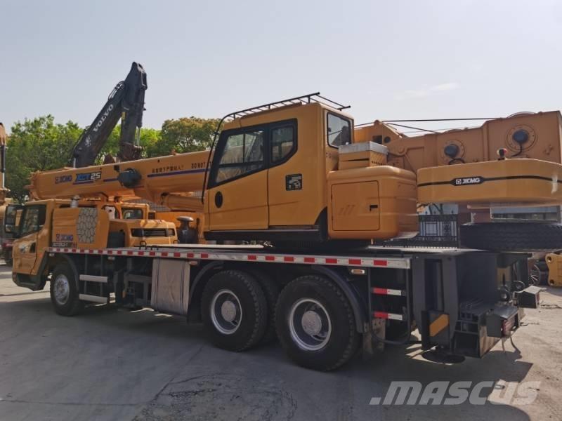 XCMG XT25L5-1 Cabrestantes, montacargas y elevadores de materiales