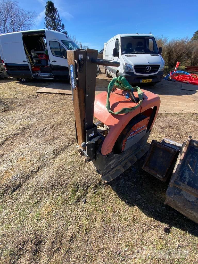 Husqvarna LG504 Vibradores