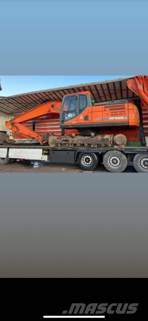 Develon DX 225 LC-7 Excavadoras de cadenas