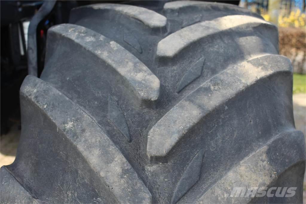 New Holland TM175 Tractores