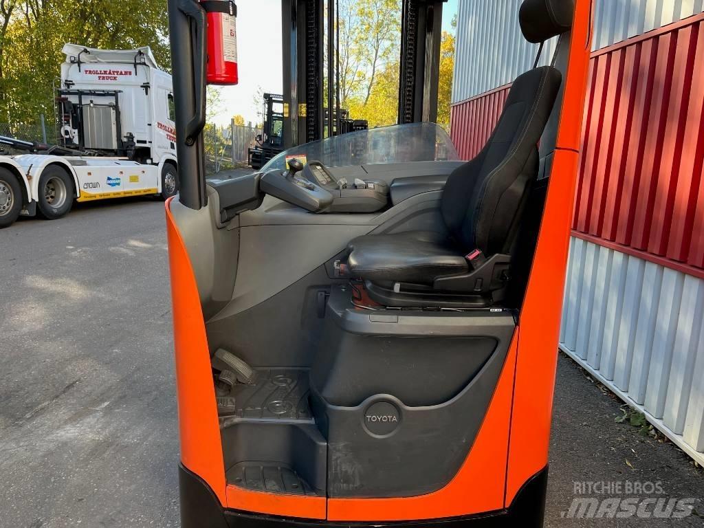 BT RR E 160 Carretillas retráctiles