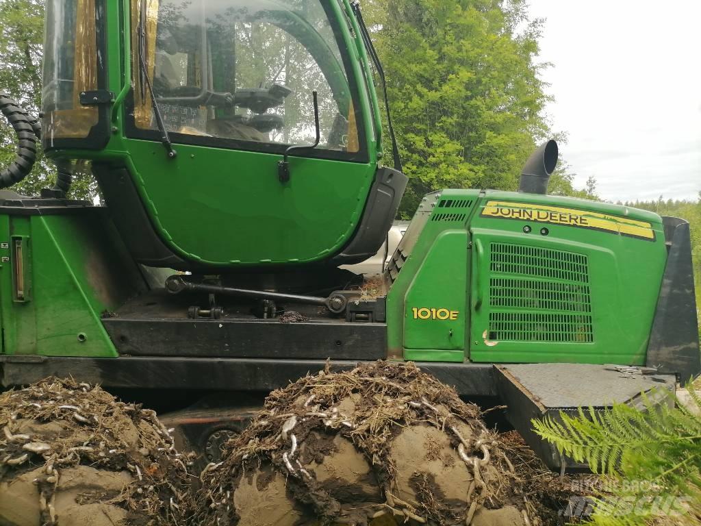 John Deere 1010 E Autocargadoras