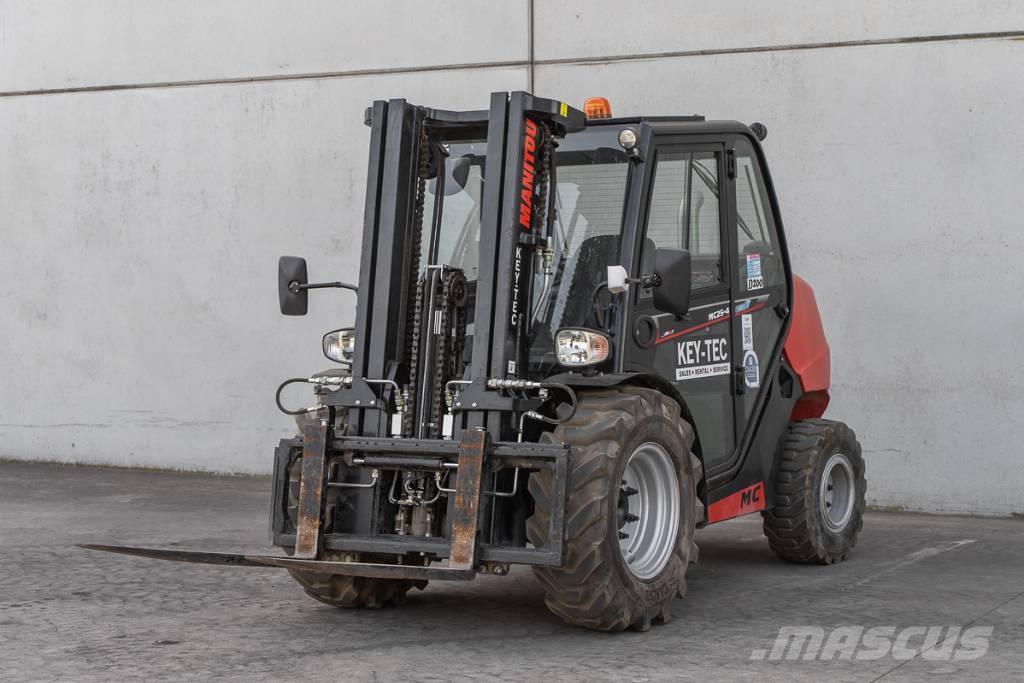 Manitou MC 25-4 Carretillas diesel