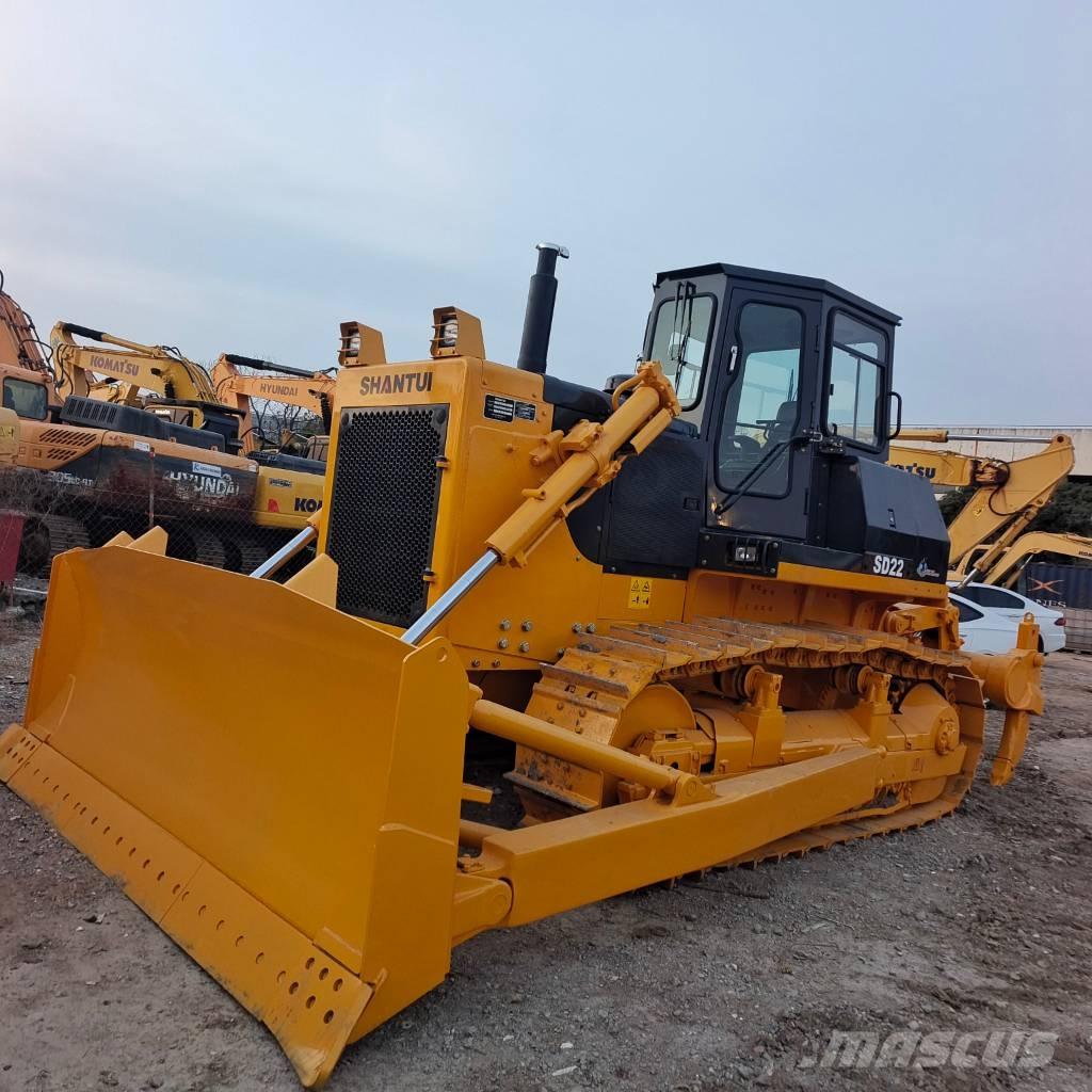 Shantui SD 22 Buldozer sobre oruga