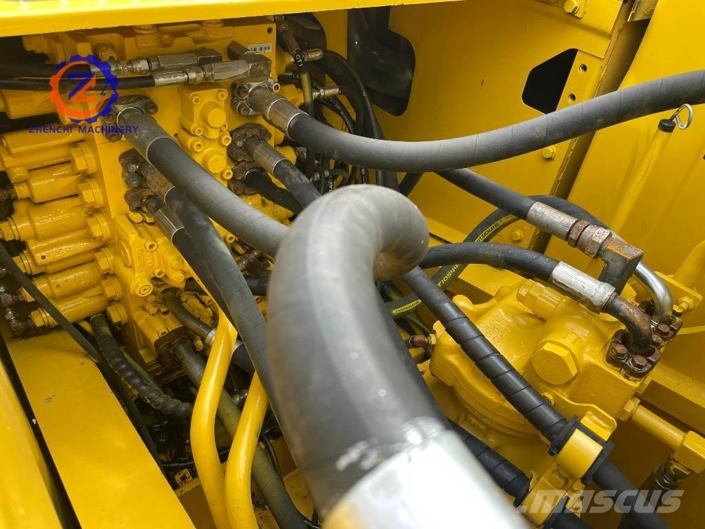 Komatsu PC 220-8 Excavadoras de cadenas