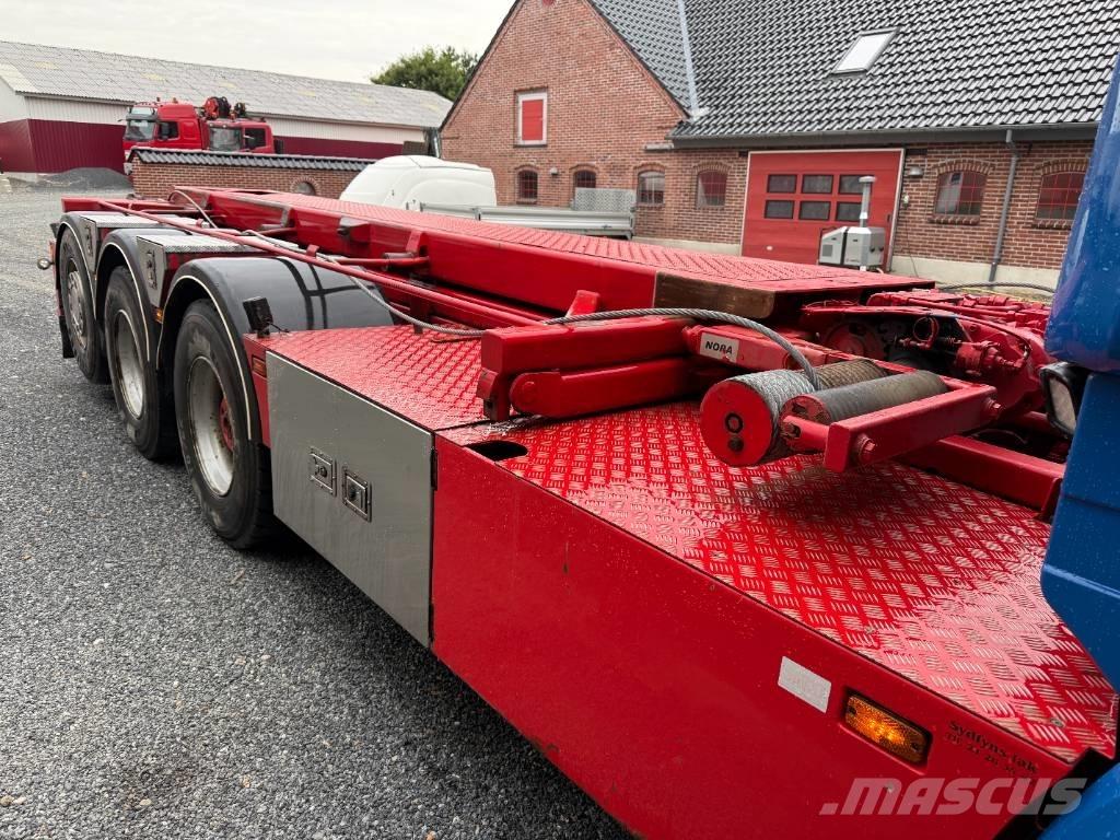 Scania R520 8x4 Camiones con gancho
