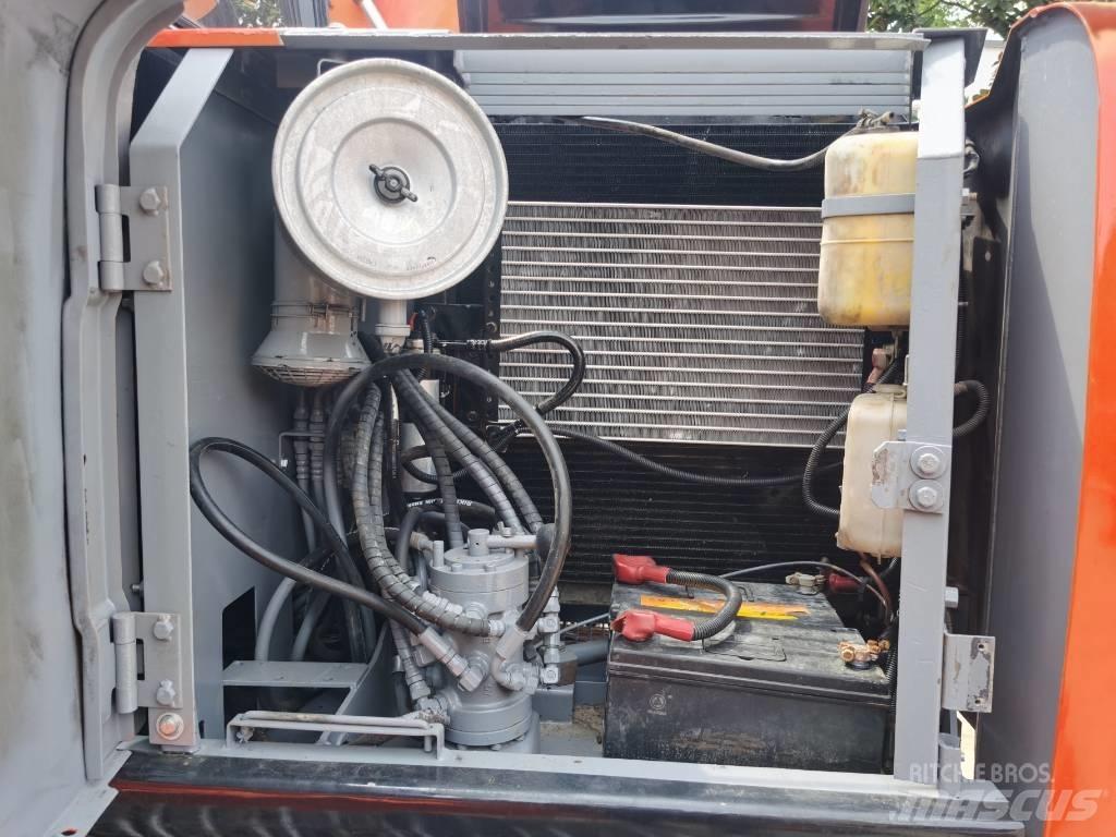 Hitachi EX 120-5 Excavadoras de cadenas