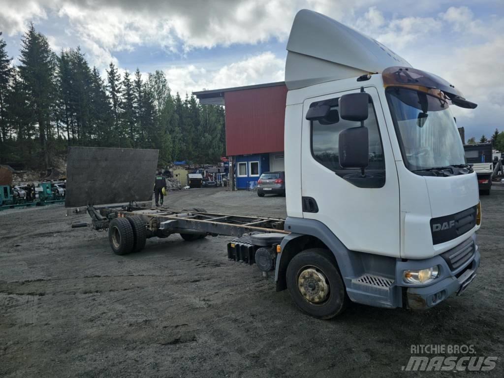 DAF 45-220 Camiones chasis