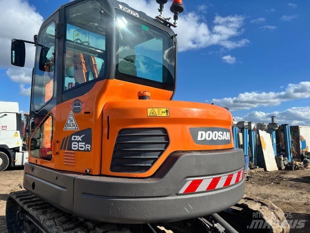 Doosan DX 85 R Excavadoras 7t - 12t