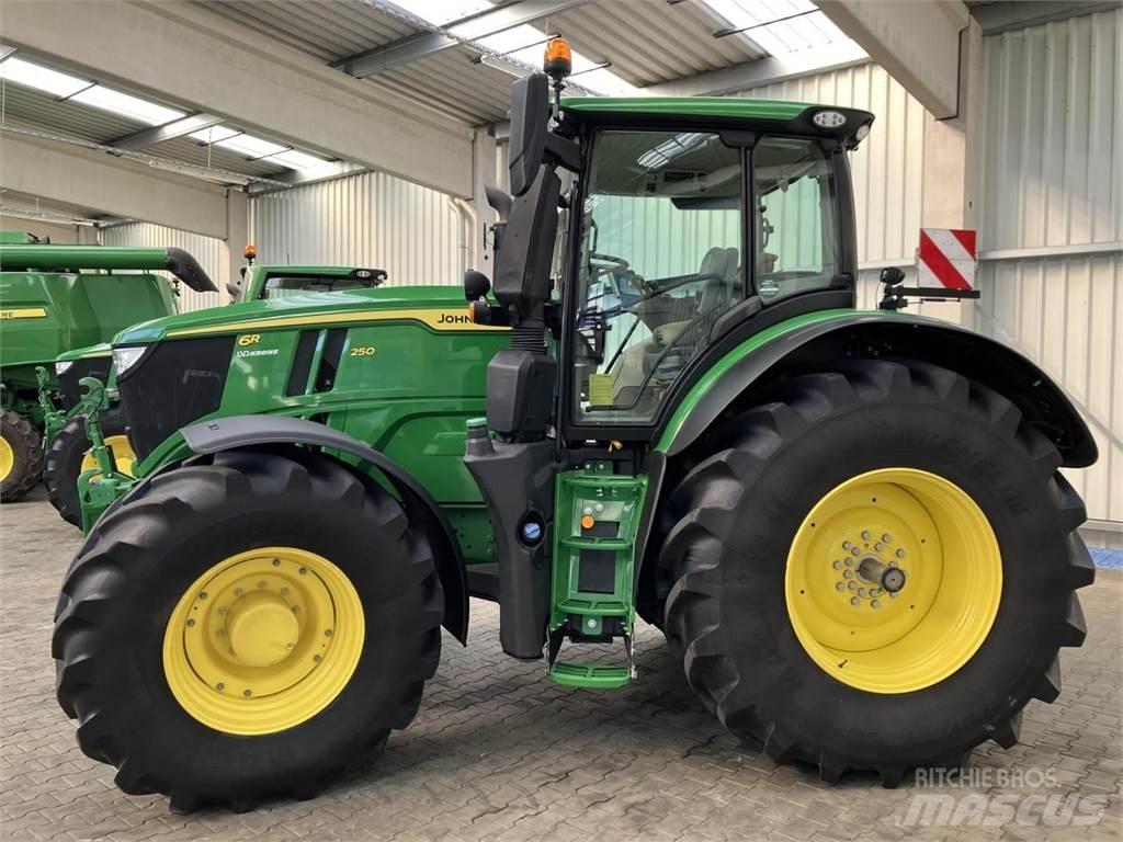 John Deere 6R 250 Tractores