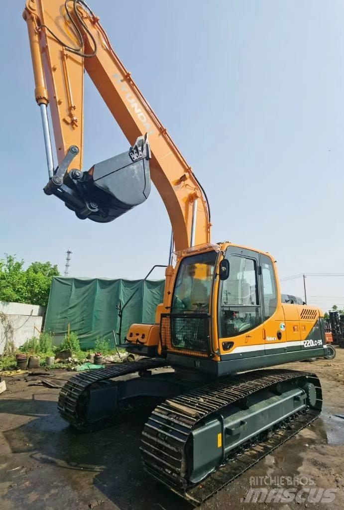 Hyundai R220LC-9 Excavadoras de cadenas