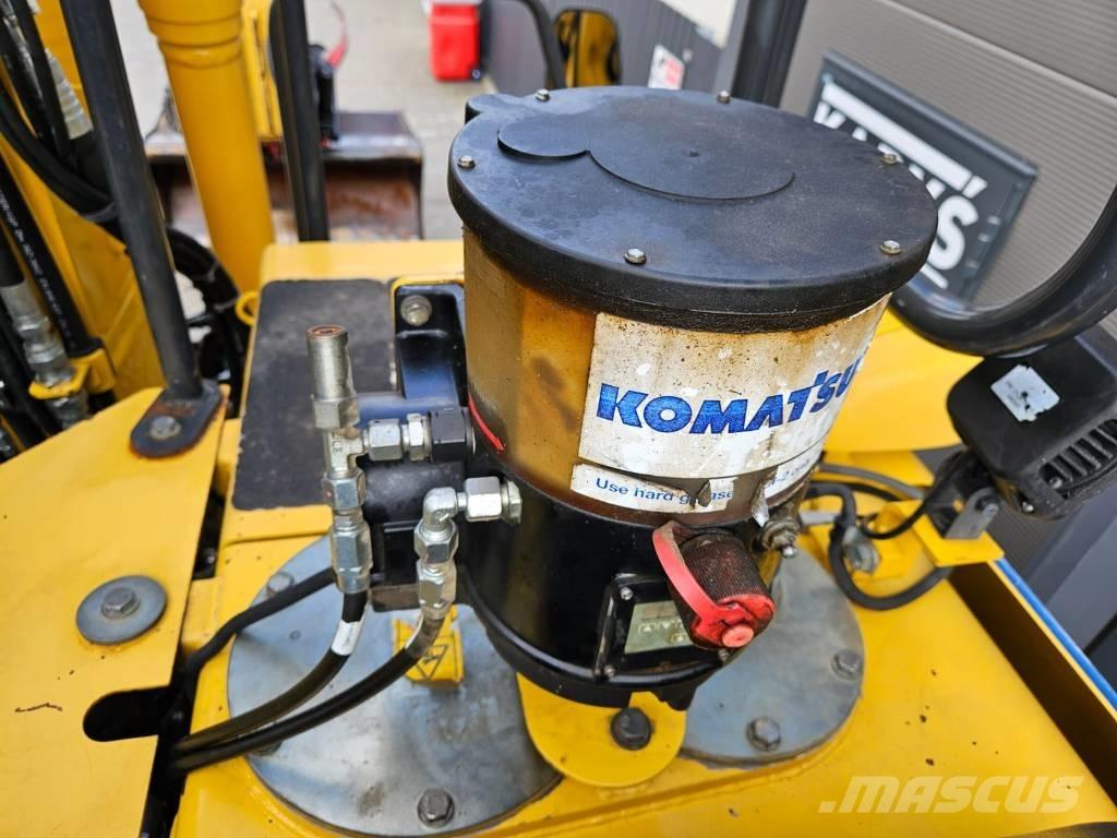 Komatsu PW 148-8 Excavadoras de ruedas