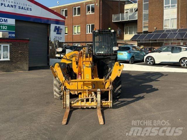 JCB 535-125 Carretillas telescópicas