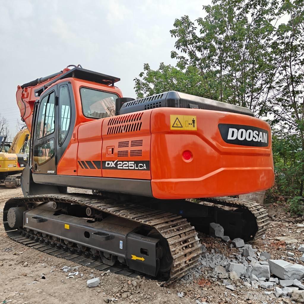 Doosan DX225-9C Excavadoras de cadenas