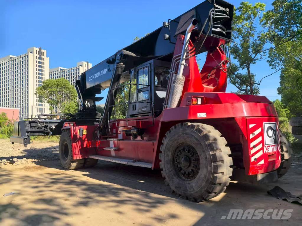 Kalmar DRF 450 Manipulador de contenedores