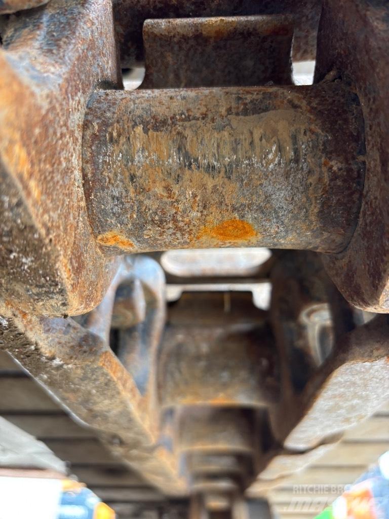 Hitachi ZX 210 LC-6 Excavadoras de cadenas