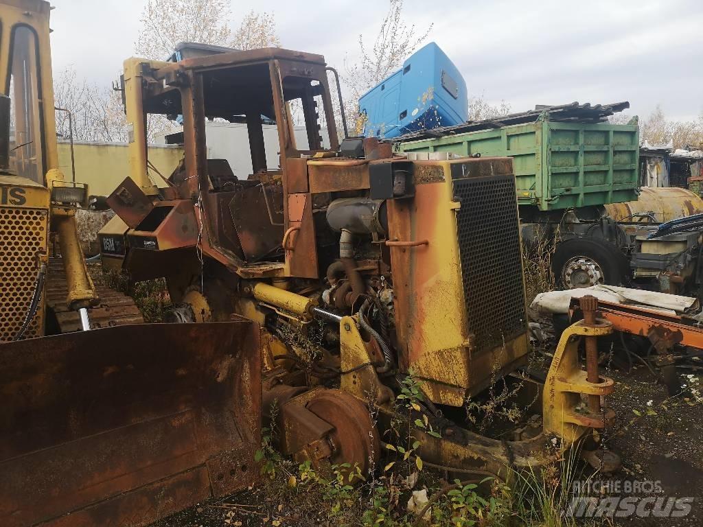 CAT D 5 M XL Buldozer sobre oruga