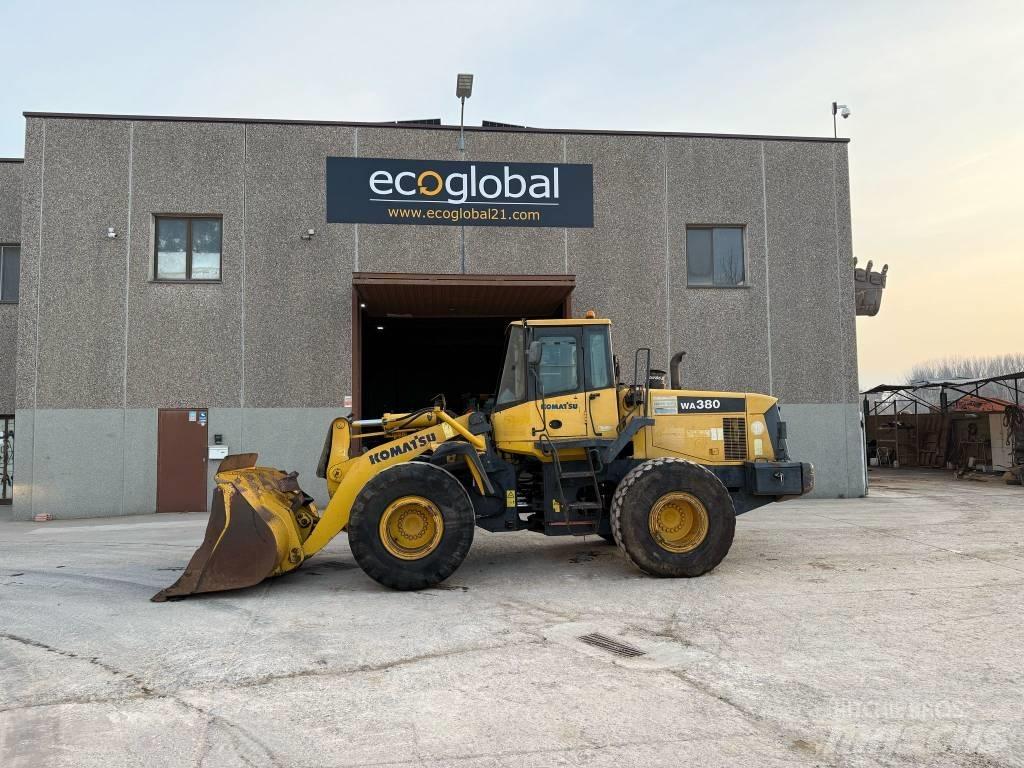 Komatsu WA 380-5H Cargadoras sobre ruedas