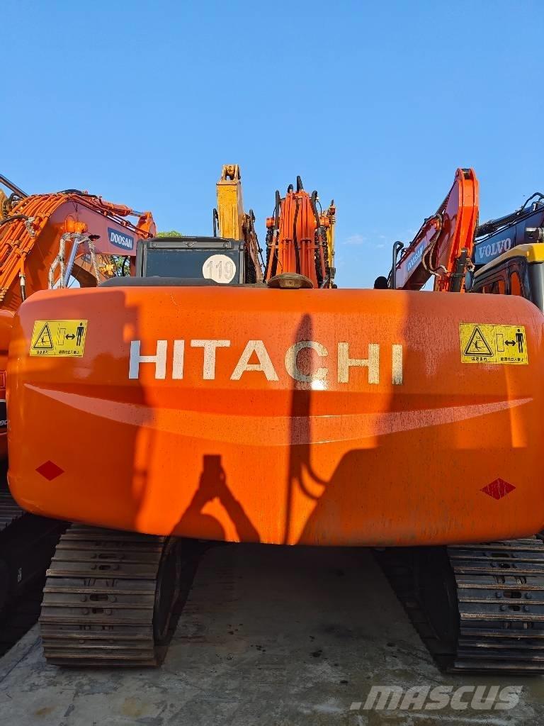 Hitachi ZX 210 Excavadoras de cadenas