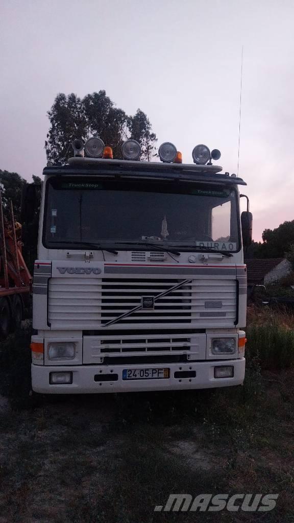 Volvo F 12 Camiones bañeras basculantes o volquetes