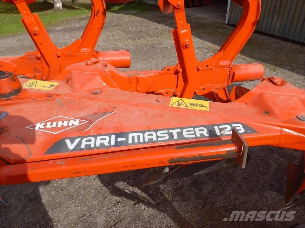 Kuhn Vari-Master 123 Arados reversibles suspendidos