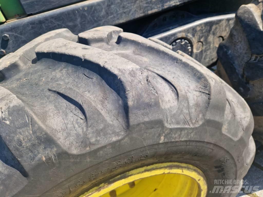 John Deere 1010 E Autocargadoras