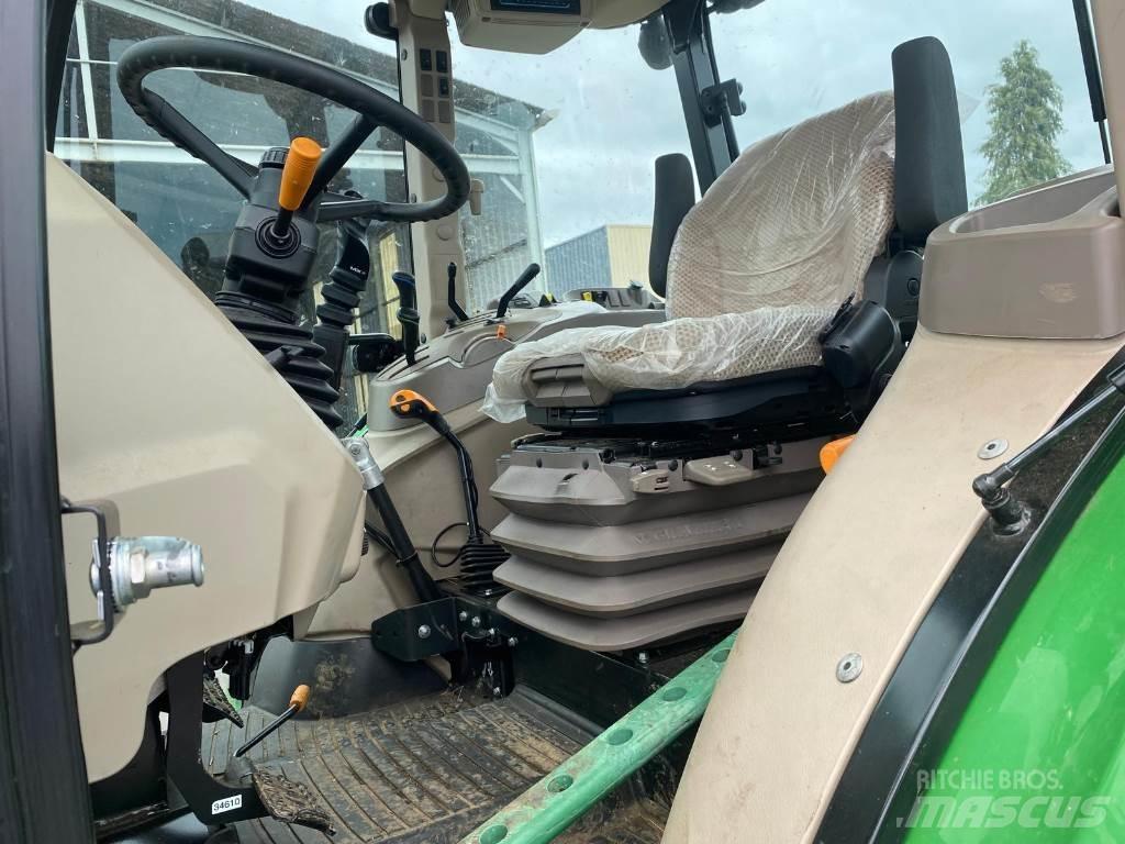 John Deere 5075E Tractores