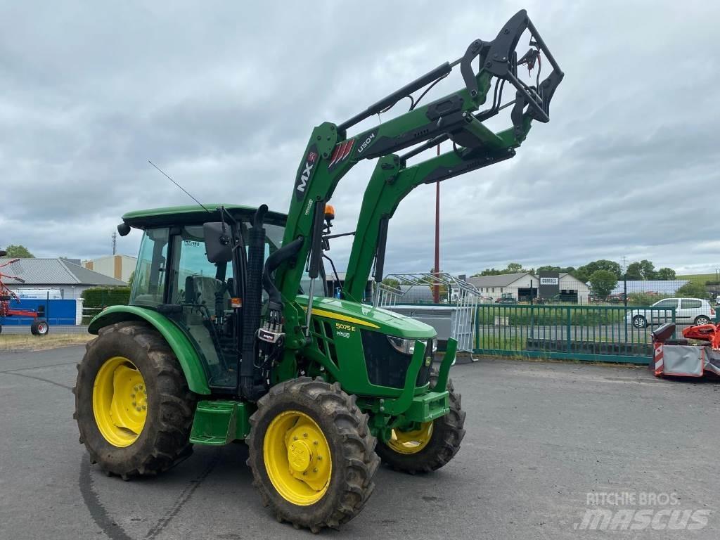 John Deere 5075E Tractores