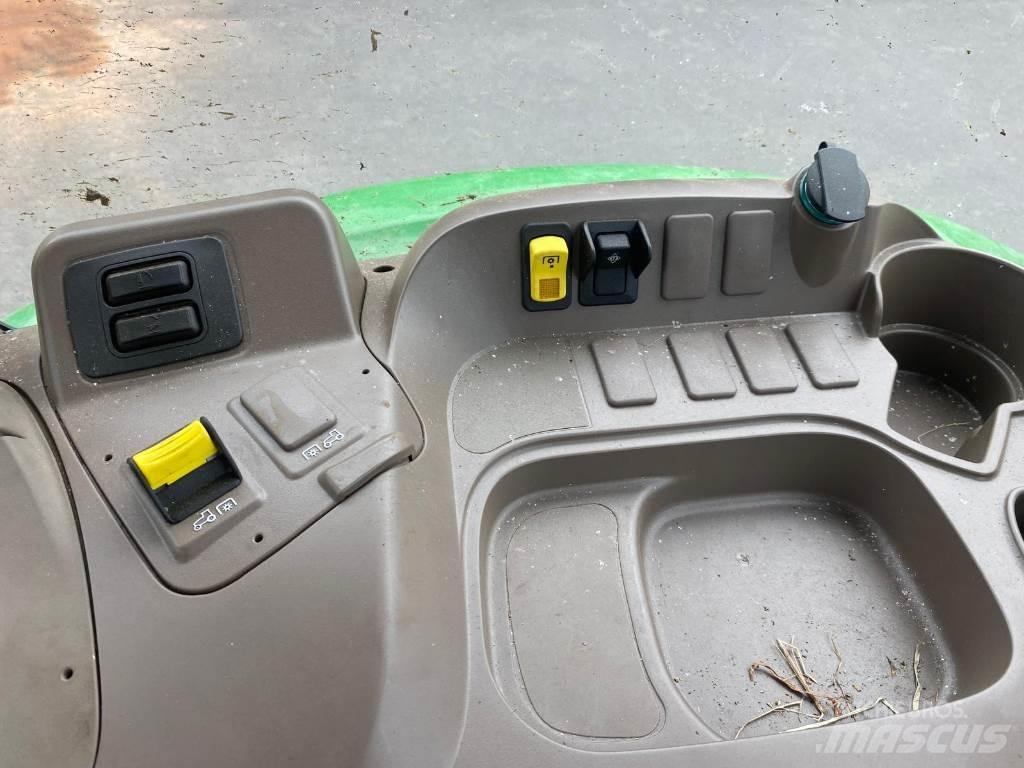 John Deere 5075E Tractores