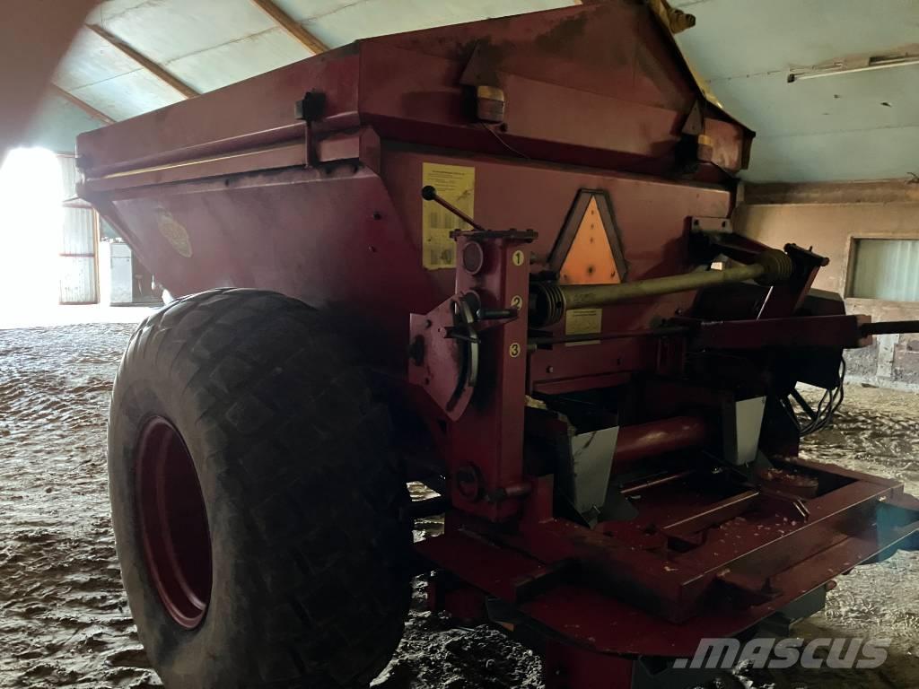 Bredal B 4 Remolques esparcidores de estiércol