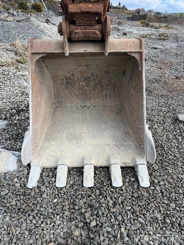 Komatsu PC 210 LC-8 Excavadoras de cadenas