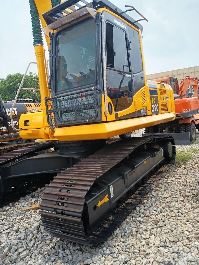 Komatsu PC 220-8 Excavadoras de cadenas