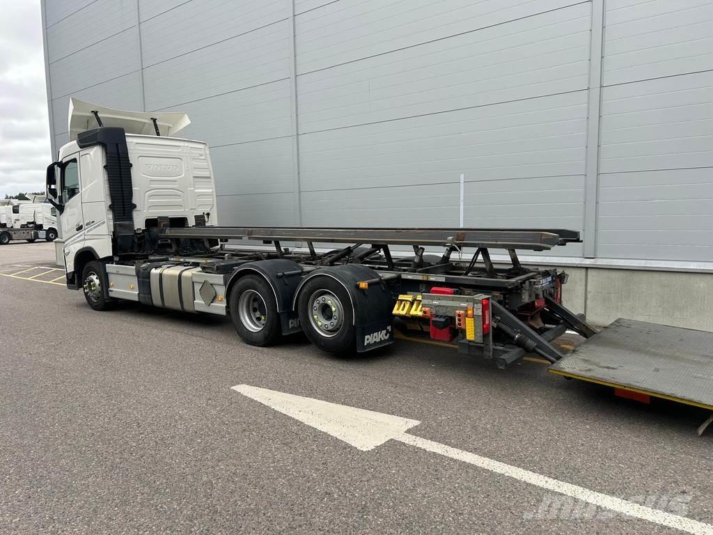 Volvo FH Camiones con gancho