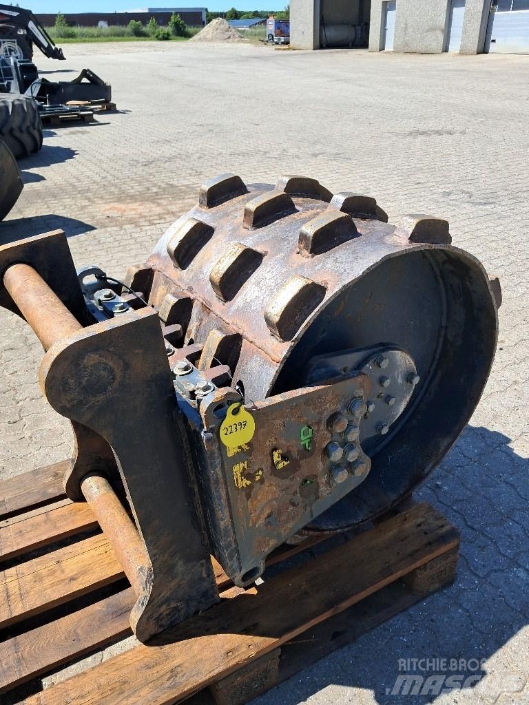 CASE 800x600 Accesorios y repuestos para equipos de compactación