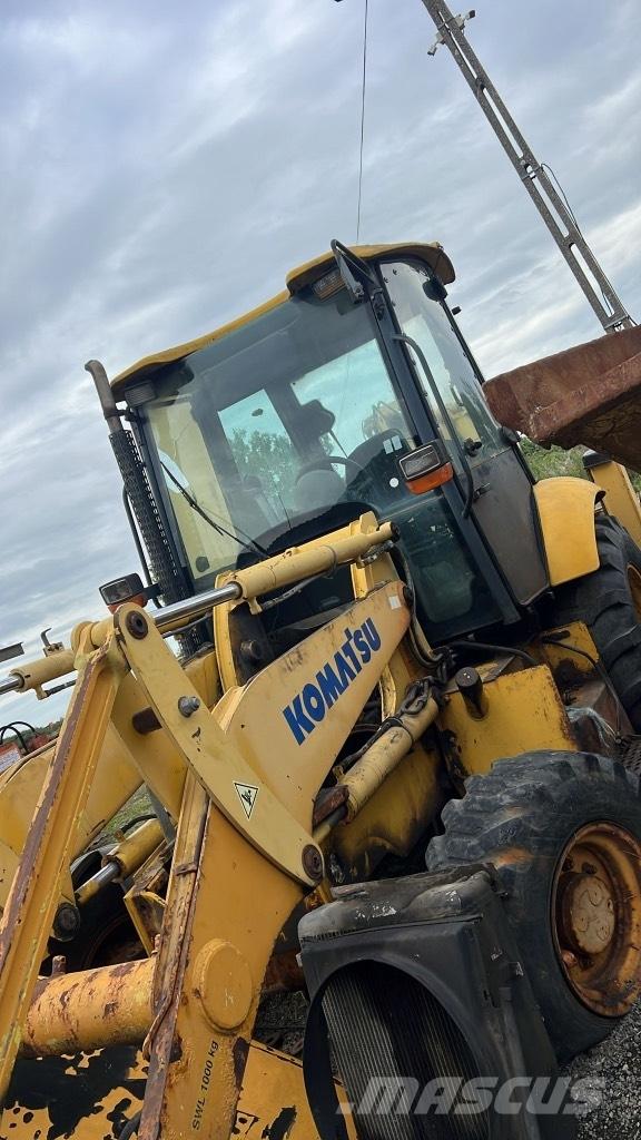 Komatsu WB 93 R Radiadores