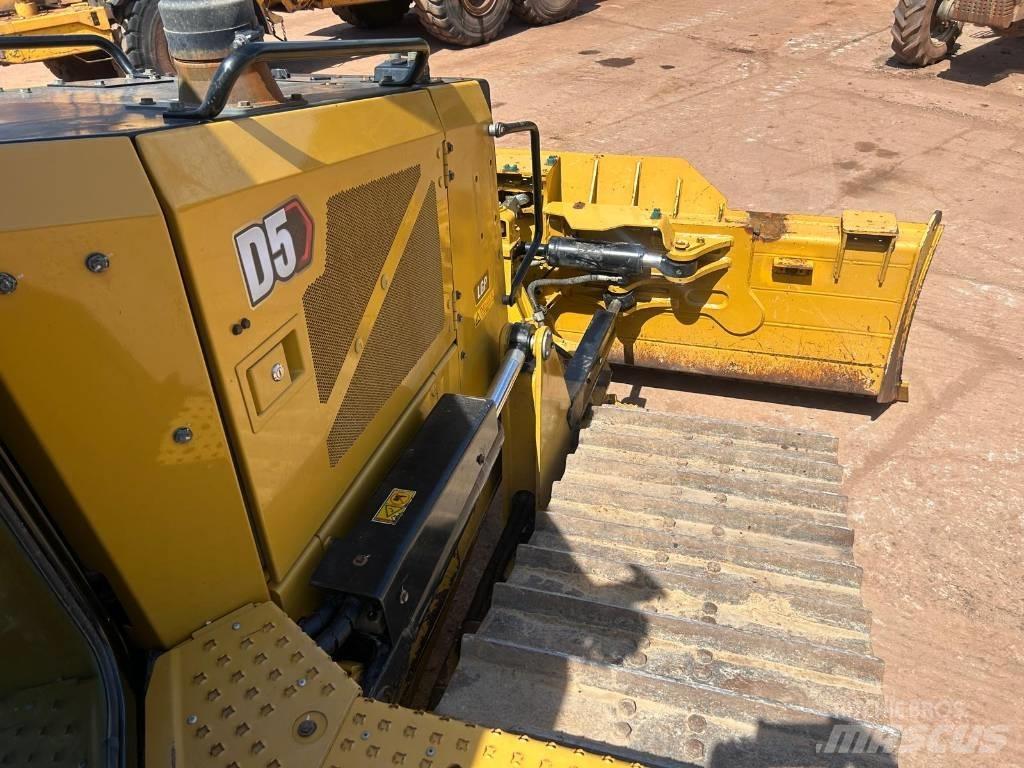 CAT D 5 LGP Buldozer sobre oruga