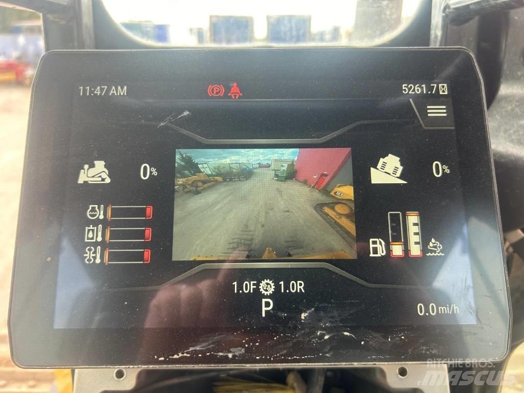 CAT D 5 LGP Buldozer sobre oruga