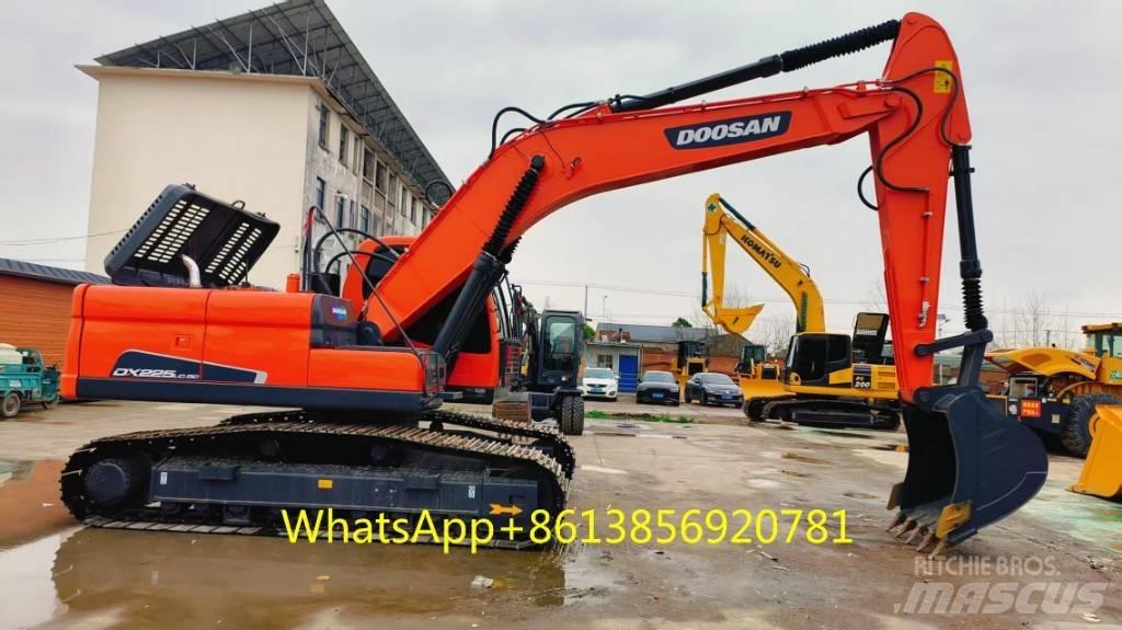 Doosan DX 225 Excavadoras de cadenas
