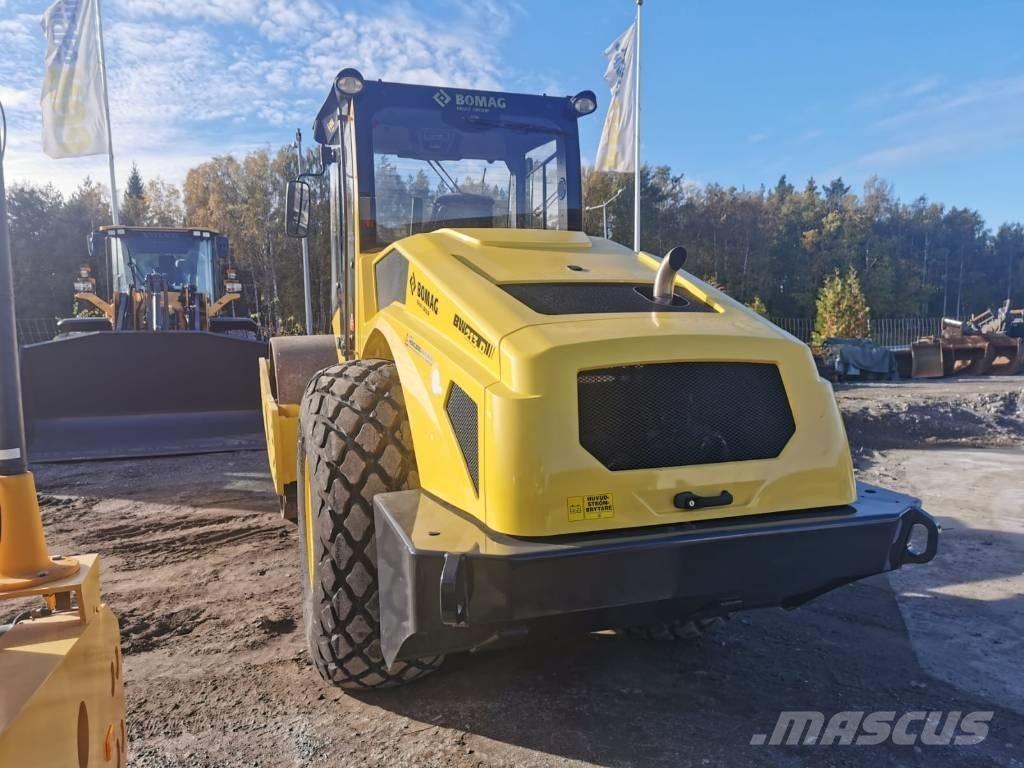 Bomag BW213D-5 Rodillos de un solo tambor