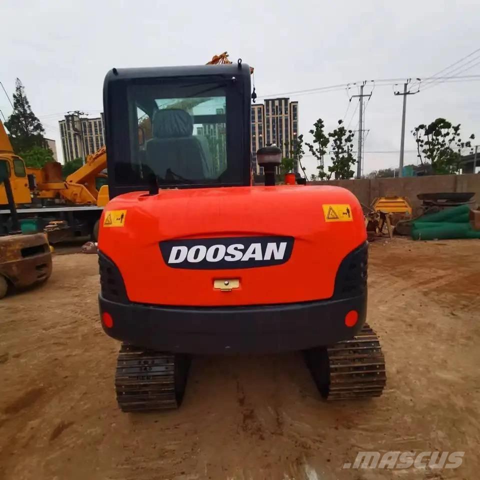 Doosan DH60-7 Mini excavadoras < 7t