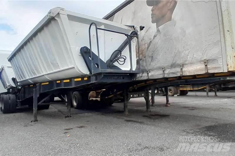 Afrit SIDE TIPPER Otros remolques