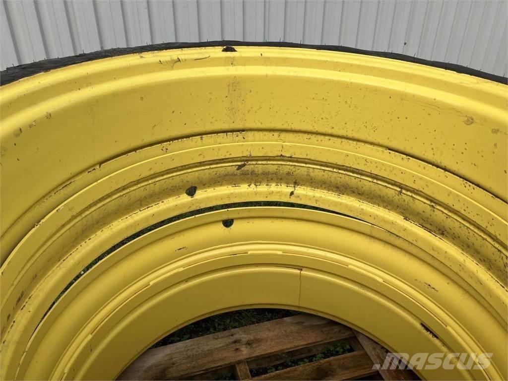 Taurus 270/95R44 Neumáticos, ruedas y llantas