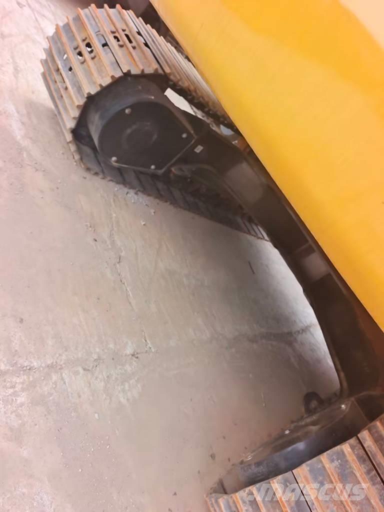 CAT 323  GC Excavadoras de cadenas