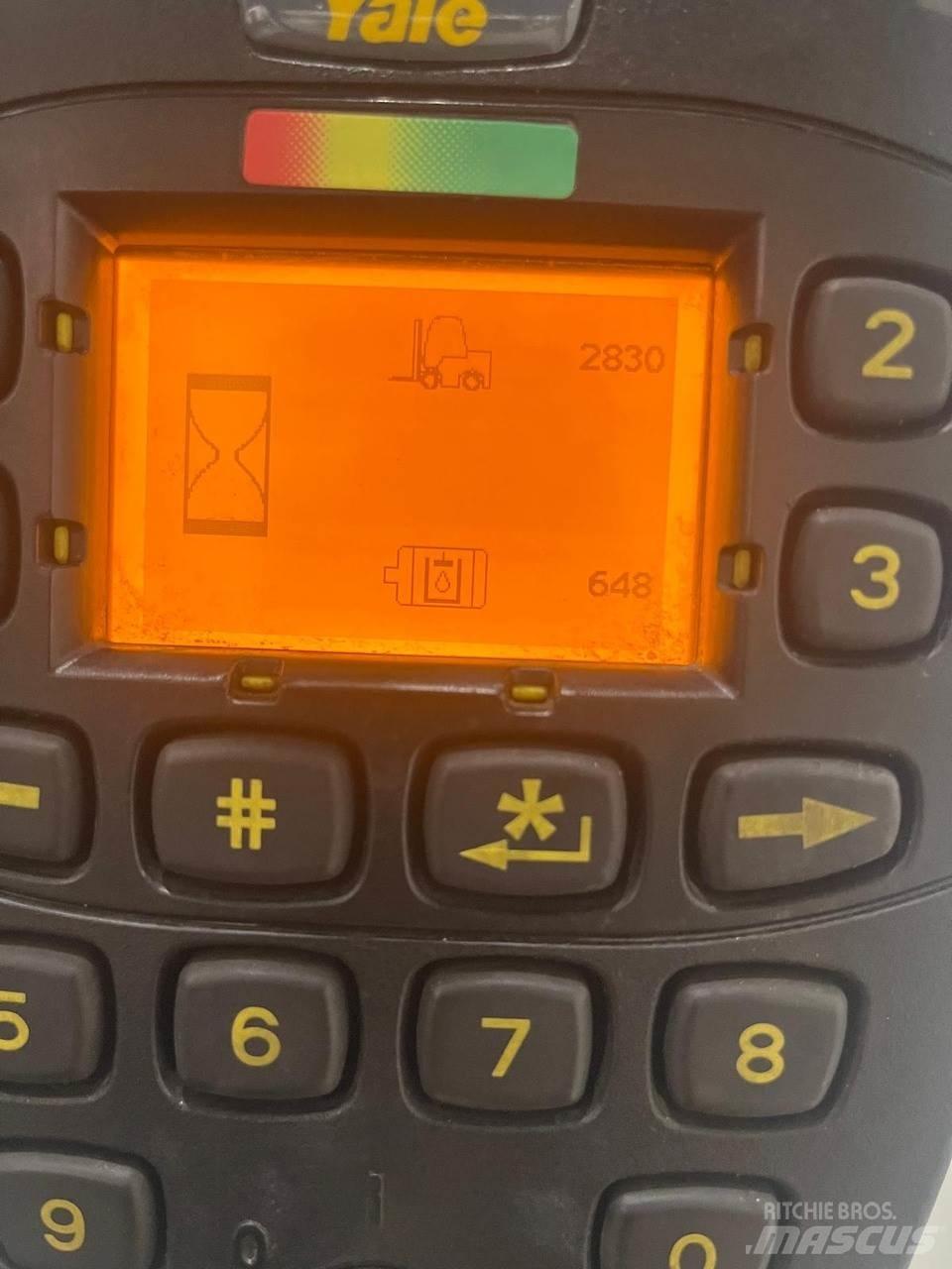 Yale ERP16VT Carretillas de horquilla eléctrica