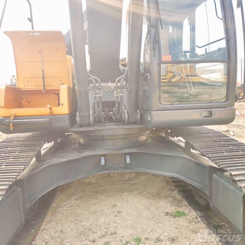 Hyundai R220LC-9S Excavadoras de cadenas