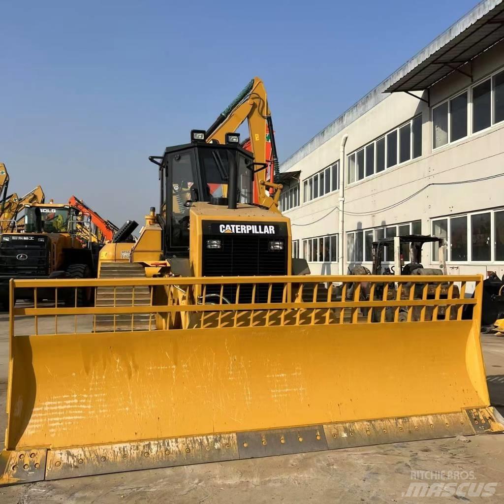 CAT D 8 R Buldozer sobre oruga
